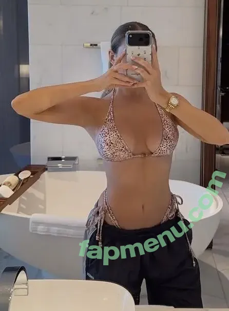 Saffron Barker nude photo #0418 (SaffronBarker / thegoddesssaffron)