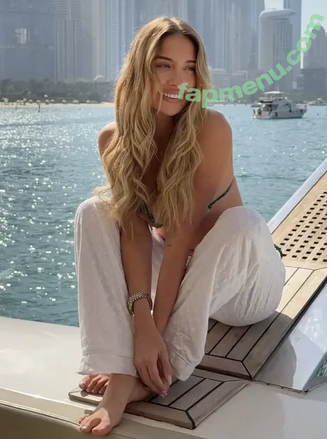 Saffron Barker nude photo #0439 (SaffronBarker / thegoddesssaffron)