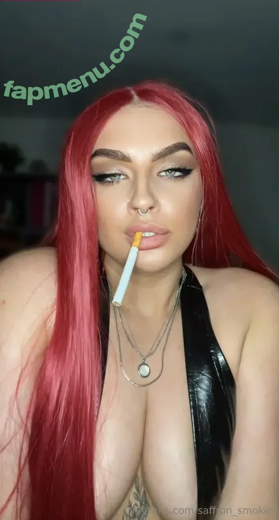 saffron_smokes nude photo #0005 (saffron_smokes)