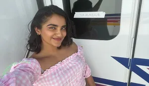 Sahana Srinivasan / sahana__srinivasan nude photo #0014