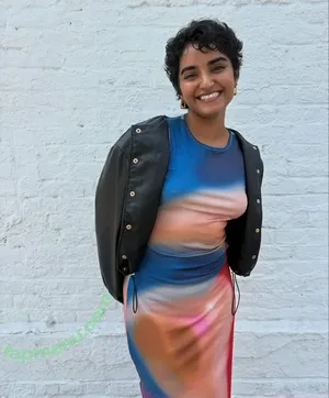 Sahana Srinivasan / sahana__srinivasan nude photo #0041