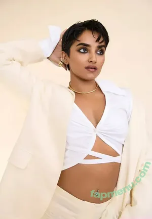 Sahana Srinivasan / sahana__srinivasan nude photo #0049