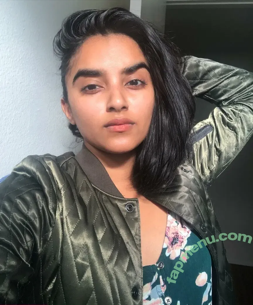 Sahana Srinivasan nude photo #0001 (sahana__srinivasan)