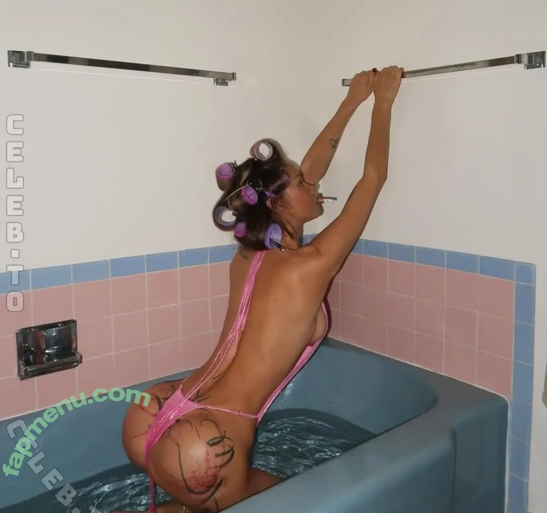 Sahara Ray nude photo #0138 (sahara_ray / sahararay)