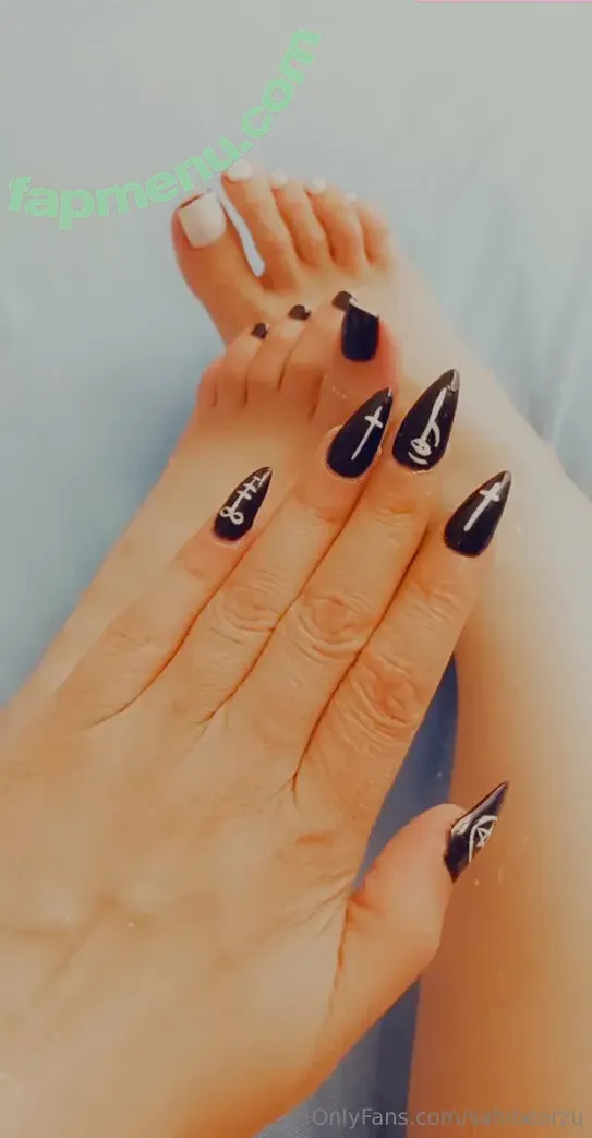 sahibearzu nude photo #0002 (sahibearzu)