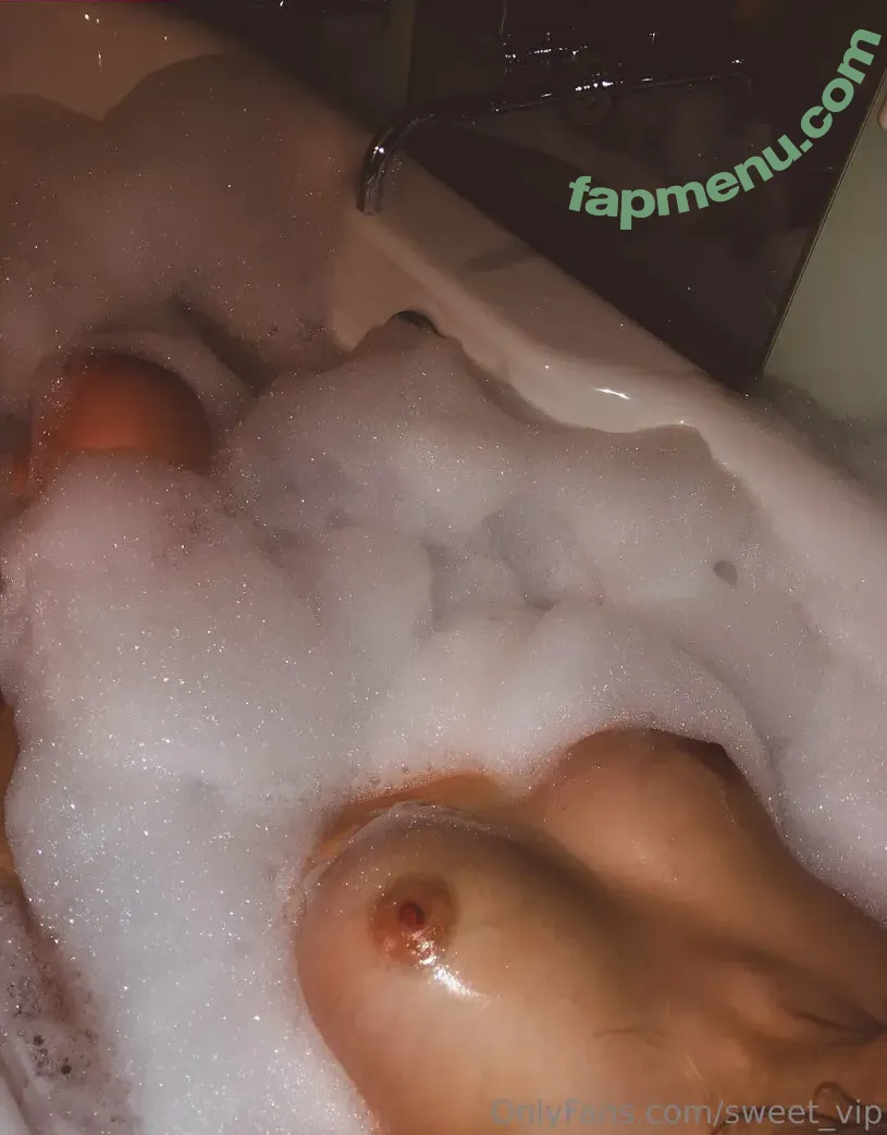 Sahrah nude photo #0223 (Sahrah)