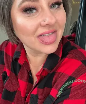 Saige Wilds Video Store / saige.wilds / saige_wilds / saigewildsvideostore nude photo #0034