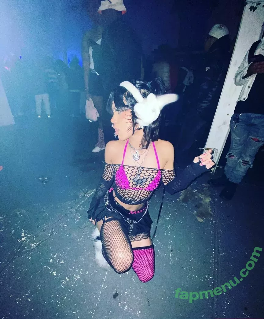 Saintsgoth nude photo #0057 (scubaryan_)