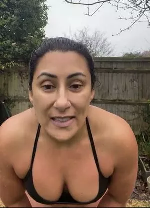 Saira Khan / iamsairakhan / sairasbum nude photo #0259