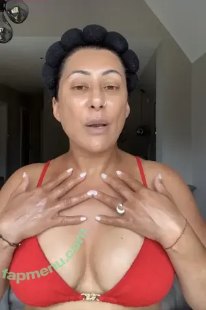 Saira Khan / iamsairakhan / sairasbum nude photo #0397
