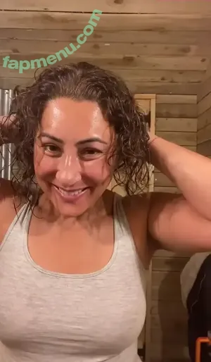 Saira Khan / iamsairakhan / sairasbum nude photo #0404