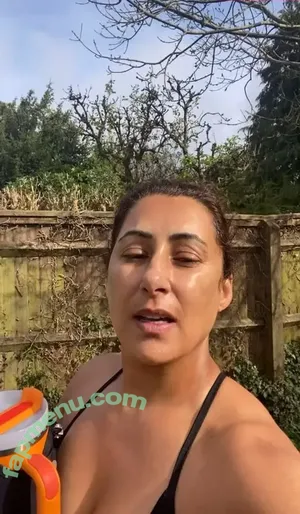 Saira Khan / iamsairakhan / sairasbum nude photo #0411