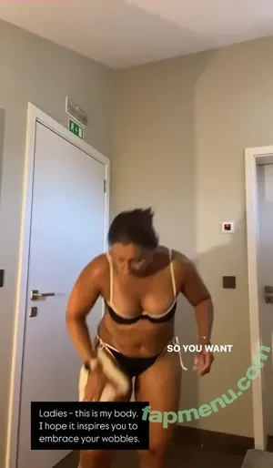 Saira Khan / iamsairakhan / sairasbum nude photo #0445
