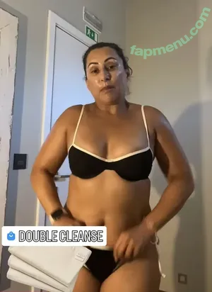 Saira Khan / iamsairakhan / sairasbum nude photo #0455