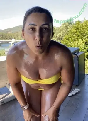 Saira Khan / iamsairakhan / sairasbum nude photo #0478