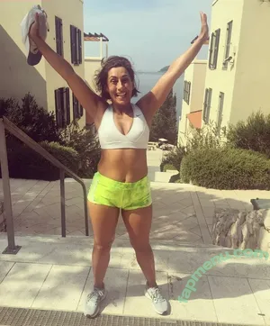Saira Khan / iamsairakhan / sairasbum nude photo #0517
