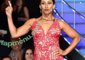 Saira Khan / iamsairakhan / sairasbum nude photo #0533