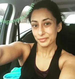 Saira Khan / iamsairakhan / sairasbum nude photo #0588