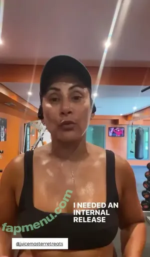 Saira Khan / iamsairakhan / sairasbum nude photo #0696