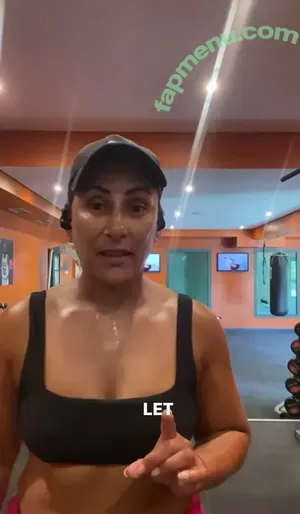 Saira Khan / iamsairakhan / sairasbum nude photo #0698