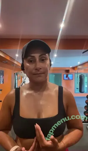 Saira Khan / iamsairakhan / sairasbum nude photo #0699