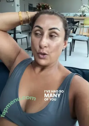 Saira Khan / iamsairakhan / sairasbum nude photo #0860