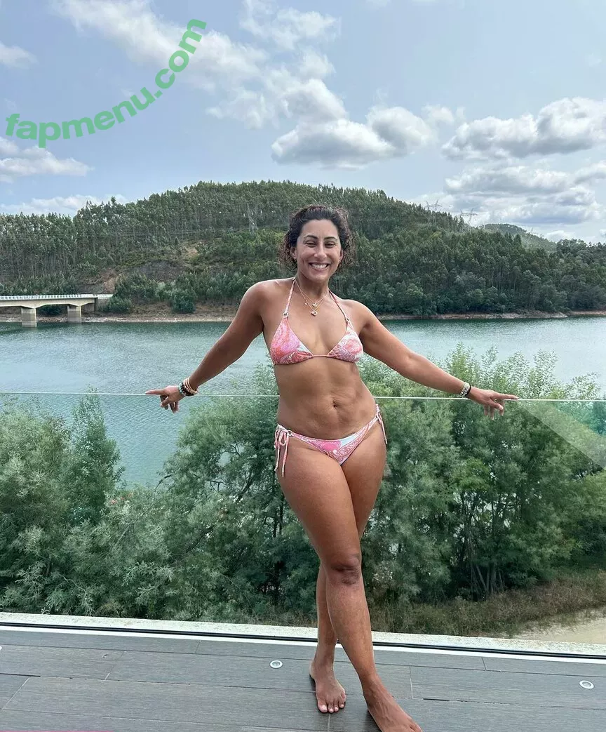 Saira Khan nude photo #0096 (iamsairakhan / sairasbum)