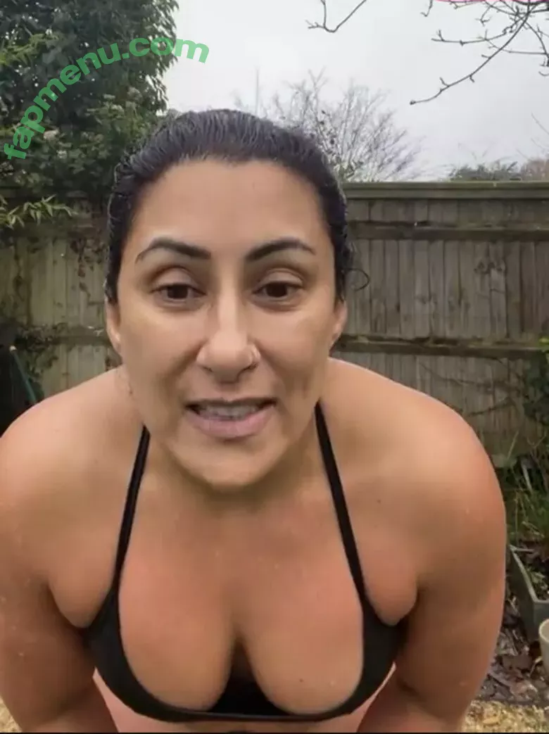 Saira Khan nude photo #0259 (iamsairakhan / sairasbum)