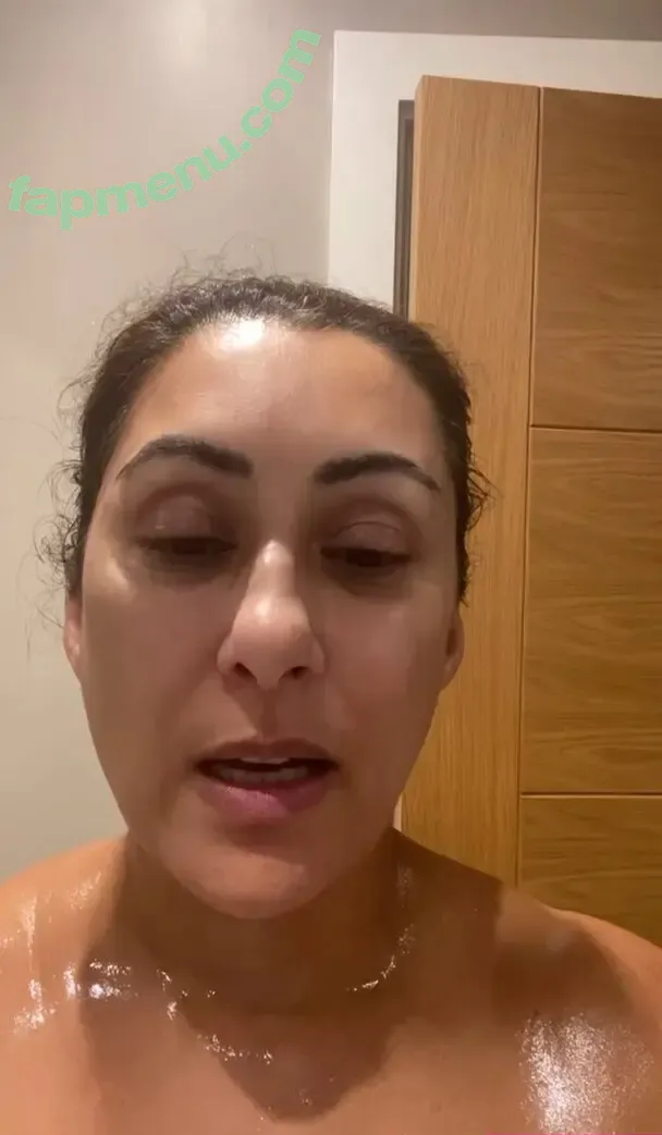 Saira Khan nude photo #0364 (iamsairakhan / sairasbum)