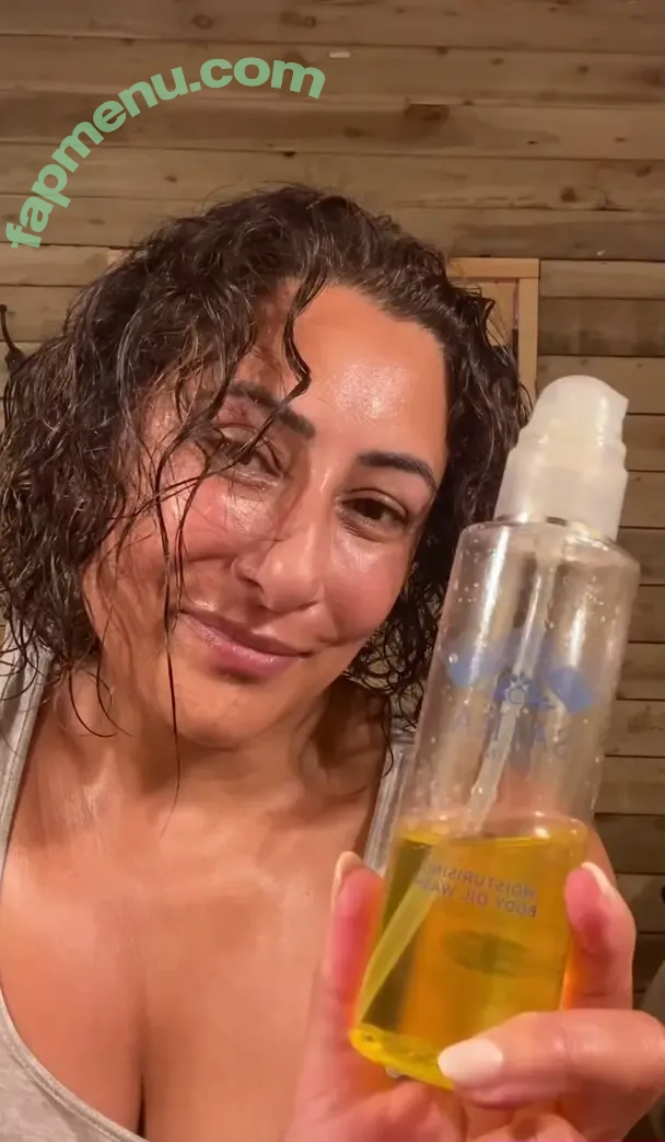 Saira Khan nude photo #0403 (iamsairakhan / sairasbum)