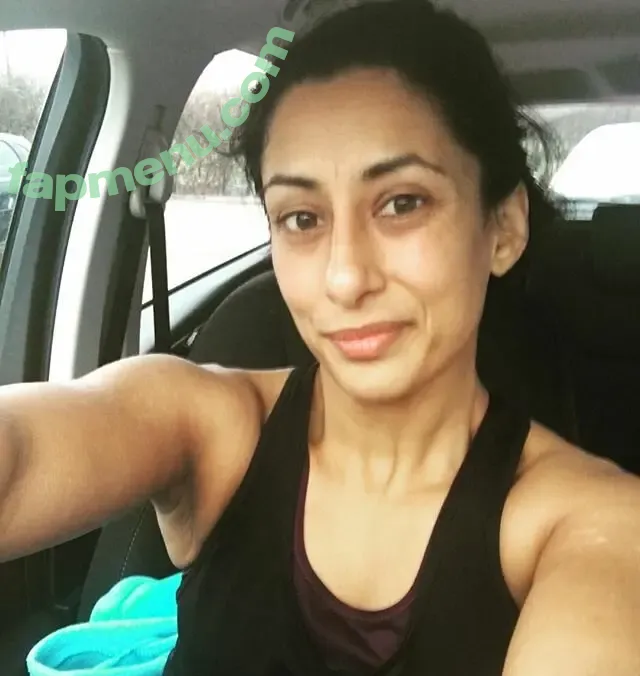 Saira Khan nude photo #0588 (iamsairakhan / sairasbum)