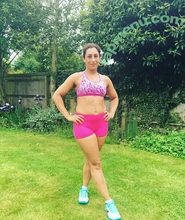 Saira Khan nude photo #0594 (iamsairakhan / sairasbum)