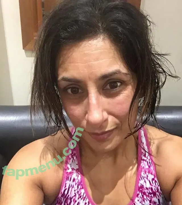 Saira Khan nude photo #0602 (iamsairakhan / sairasbum)