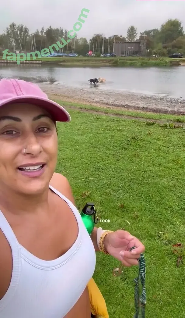 Saira Khan nude photo #0870 (iamsairakhan / sairasbum)