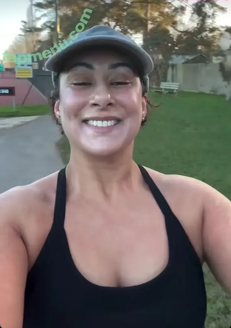 Saira Khan nude photo #0888 (iamsairakhan / sairasbum)