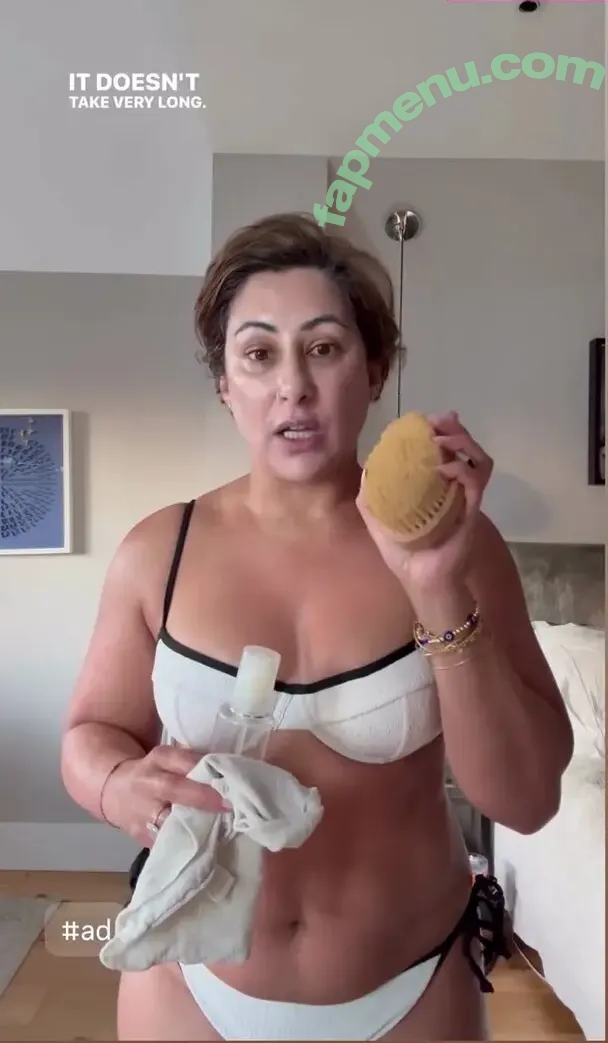 Saira Khan nude photo #0900 (iamsairakhan / sairasbum)