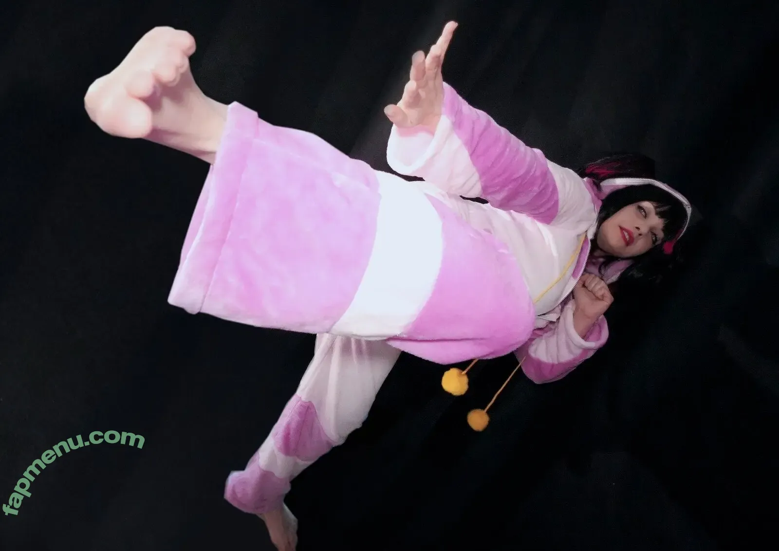 Saiyouko nude photo #0012 (Tsurime / mamamiasayoko / saigyouko)