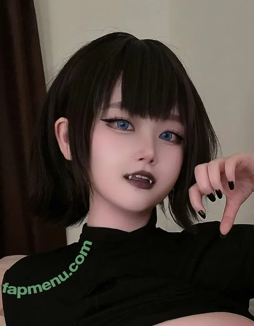 Saizneko nude photo #1259 (anyuser / saizneko_2 / saizneko__)