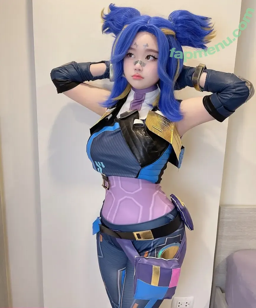 Saizneko nude photo #1332 (anyuser / saizneko_2 / saizneko__)