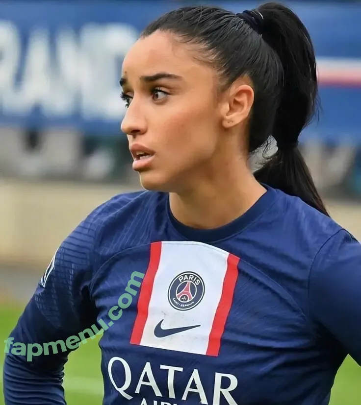 Sakina Karchaoui nude photo #0004 (sakinakarchaoui)