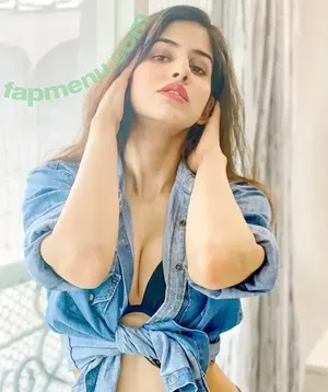 Sakshi Malik / sakshimalikk nude photo #0078