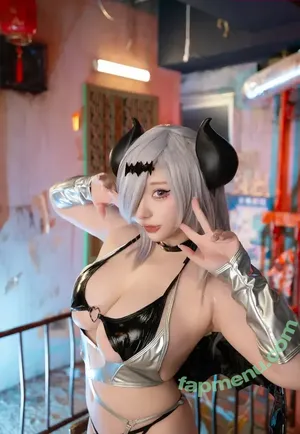 Saku / alice_mather / saku93 nude photo #4479