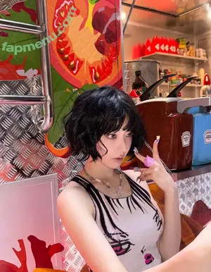 Sakura Miyawaki 宮脇 咲良 / 39saku_chan / LESSERAFIM nude photo #0206