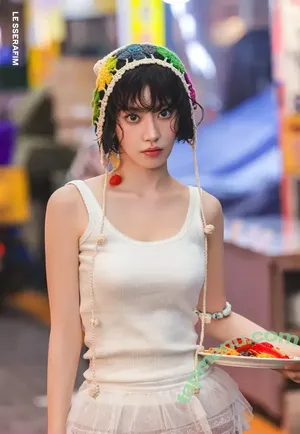 Sakura Miyawaki 宮脇 咲良 / 39saku_chan / LESSERAFIM nude photo #0213