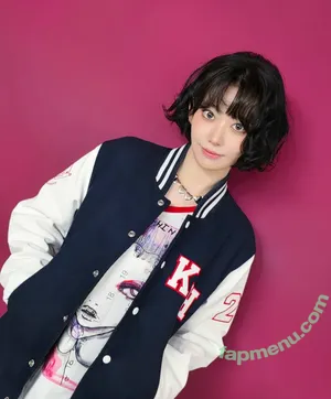 Sakura Miyawaki 宮脇 咲良 / 39saku_chan / LESSERAFIM nude photo #0227