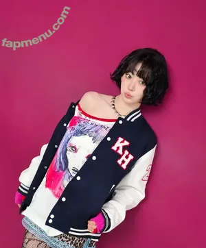 Sakura Miyawaki 宮脇 咲良 / 39saku_chan / LESSERAFIM nude photo #0229