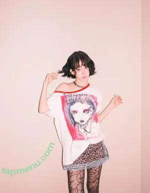 Sakura Miyawaki 宮脇 咲良 / 39saku_chan / LESSERAFIM nude photo #0239