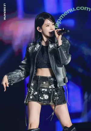 Sakura Miyawaki 宮脇 咲良 / 39saku_chan / LESSERAFIM nude photo #0262