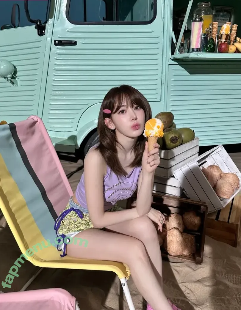 Sakura Miyawaki 宮脇 咲良 nude photo #0166 (39saku_chan / LESSERAFIM)