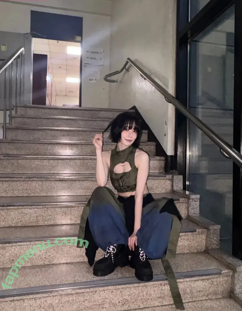 Sakura Miyawaki 宮脇 咲良 nude photo #0245 (39saku_chan / LESSERAFIM)